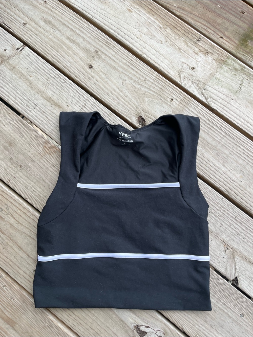 Abercrombie & Fitch Black Tank Top with White Piping - YPB Sculptlux